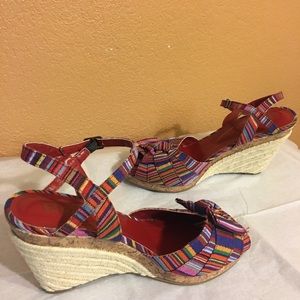 🎉 Cute Wedges from White Mountain 💕